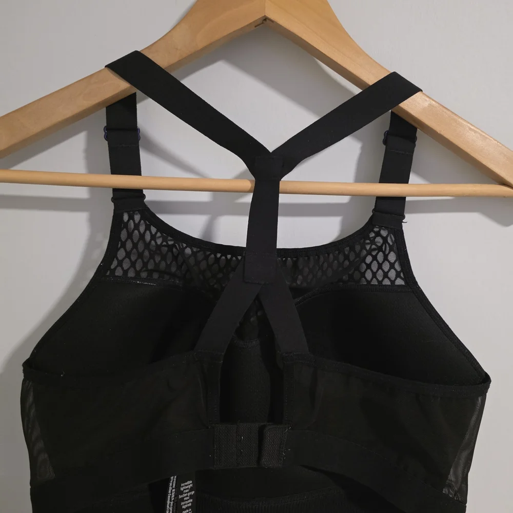 Victoria’s Secret Mesh Sports Bra 34D Black White Sheer Strappy Bra - Picture 6 of 9